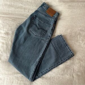 Levi’s 501 ‘90s Jeans